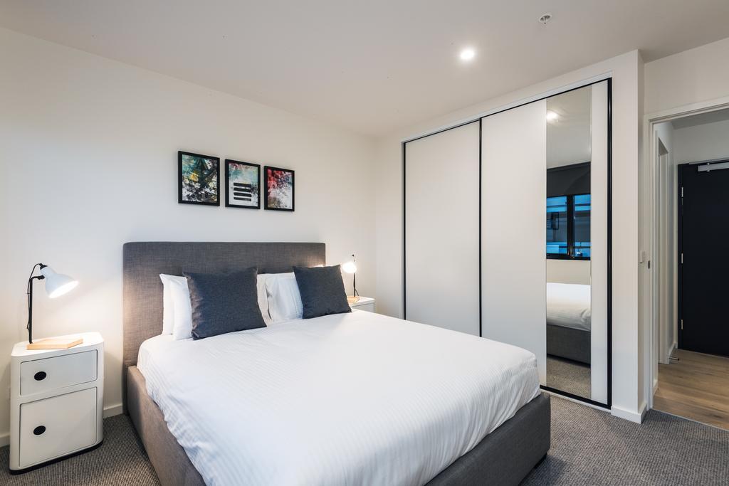 Playhouse Apartments Abbotsford เมลเบิร์น ภายนอก รูปภาพ